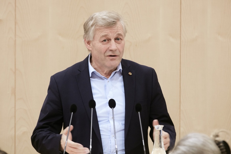 Nationalratsabgeordneter Franz Leonhard Eßl (V) am Rednerpult