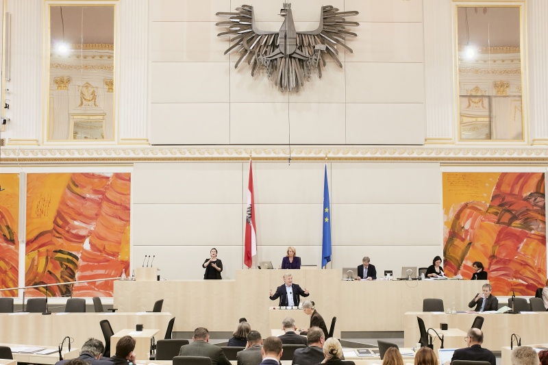 Nationalratsabgeordneter Franz Leonhard Eßl (V) am Rednerpult