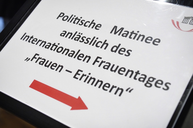 Hinweistafel zur Veranstaltung