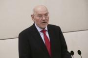 Eröffnung durch Bundesratspräsident Reinhard Todt (S)