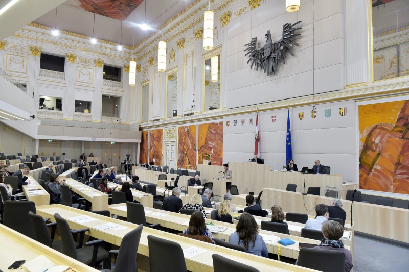 Bundesrätin Doris Schulz (V)