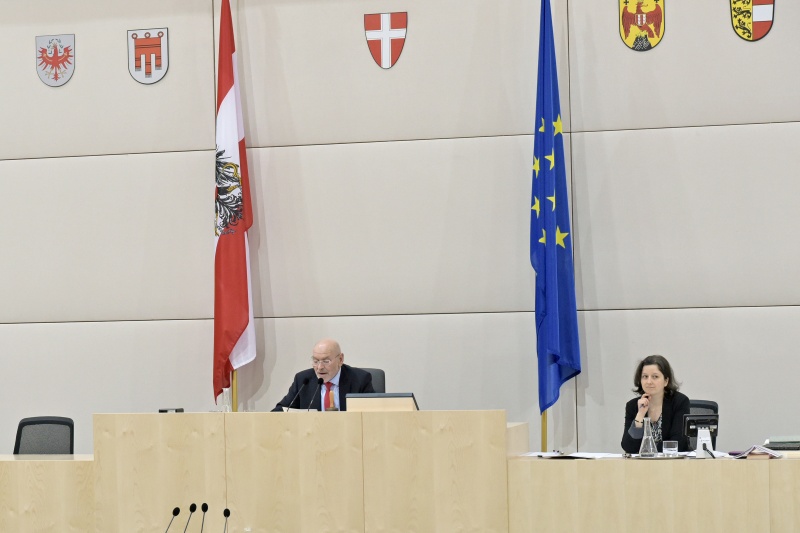 Abschließende Worte durch Bundesratspräsident Reinhard Todt (S)