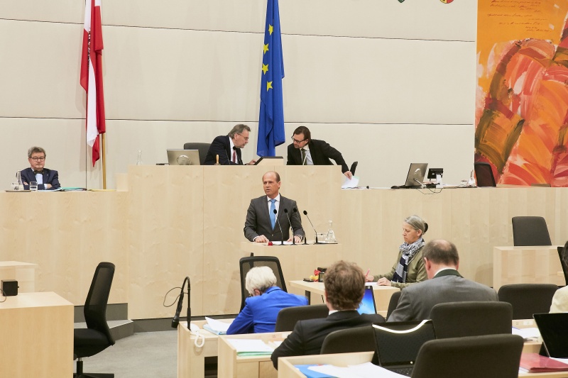 Bundesrat Christian Poglitsch (V) am Rednerpult