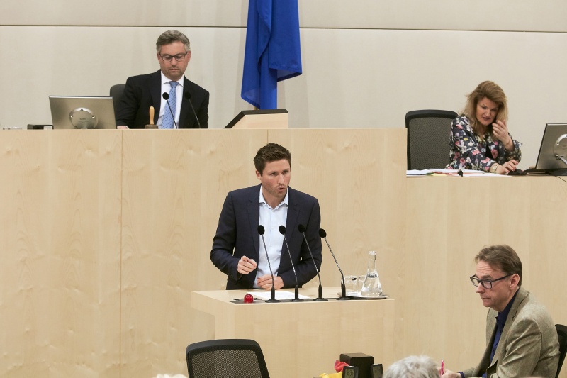 Bundesrat David Stögmüller (OF) am Rednerpult