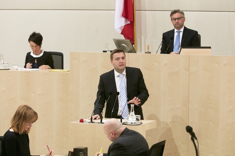 Bundesrat Michael Raml (F) am Rednerpult