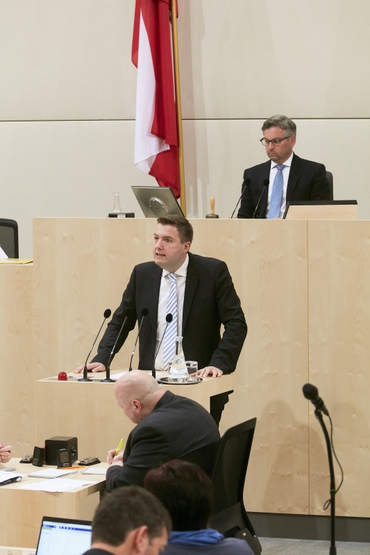 Bundesrat Michael Raml (F) am Rednerpult