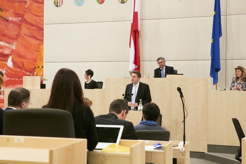 Bundesrat Michael Raml (F) am Rednerpult