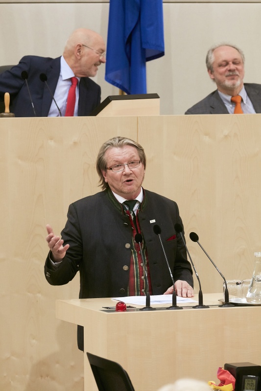 Bundesrat Hubert Koller (S) am Rednerpult