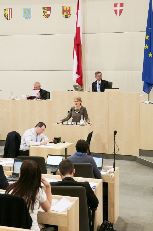 Bundesrätin Elisabeth Grossmann (S) am Rednerpult