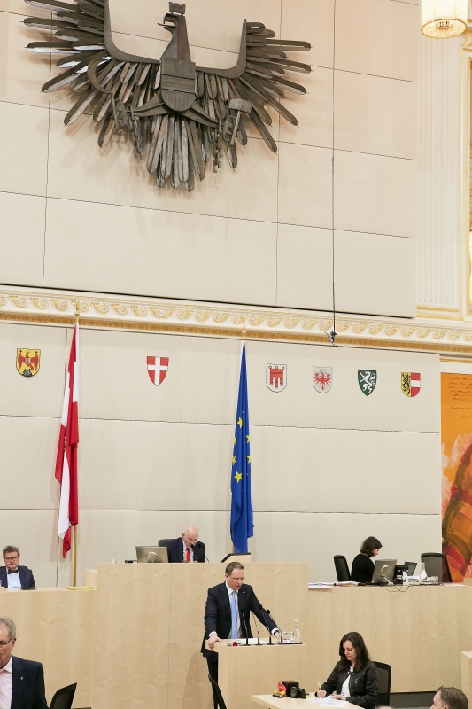 Bundesrat Georg Schuster (F) am Rednerpult