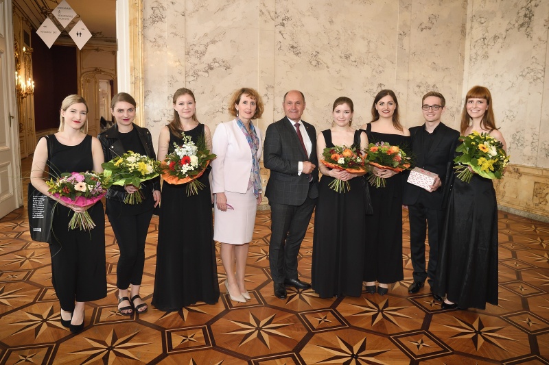 Gruppenfoto mit den MusikerInnen