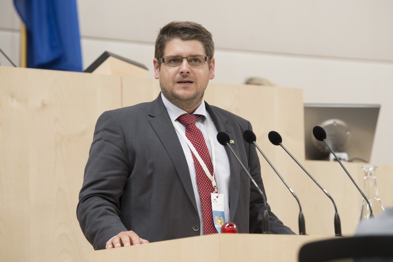 Am Rednerpult: Fraktionsexperte ÖVP CHristoph Pfemeter