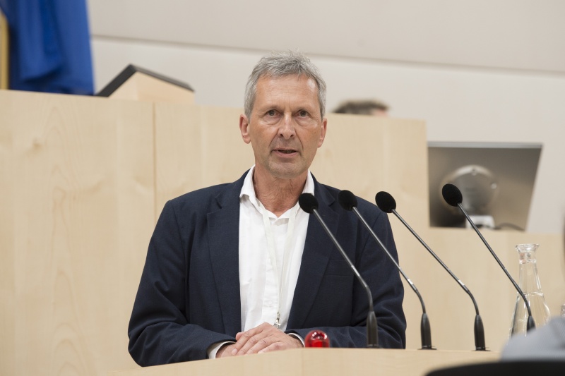 Am Rednerpult: Innovative Gebäude Johannes Kislinger