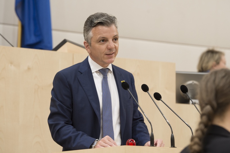 Panel 3. Am Rednerpult: Oliver Schmerold