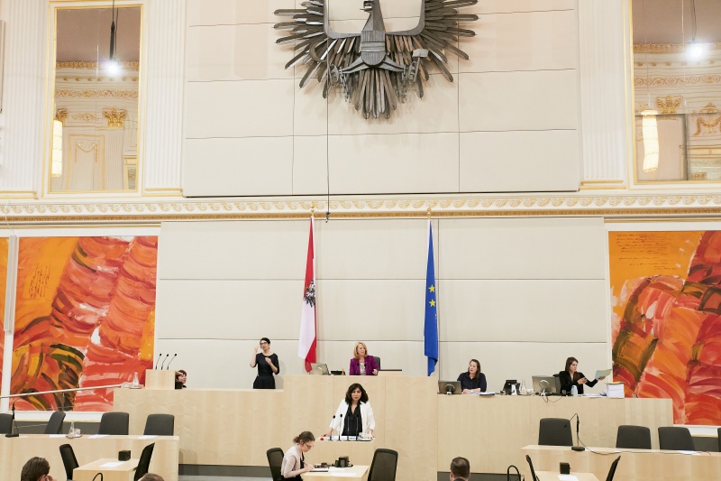 Nationalratsabgeordnete Selma Yildirim (S). Am Präsidium Zweite Nationalratspräsidentin Doris Bures (S)
