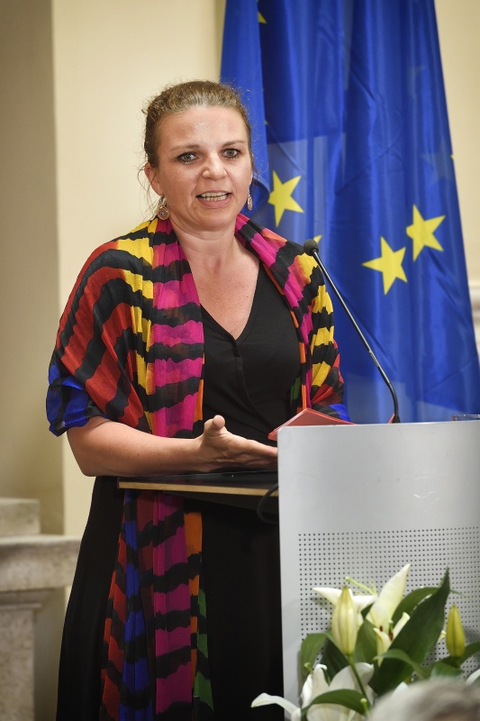 Die Geschäftsführerin des MKÖ Christa Bauer am Wort