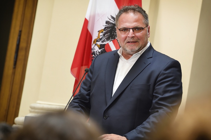 Der Vorsitzende des MKÖ Willi Mernyi am Wort