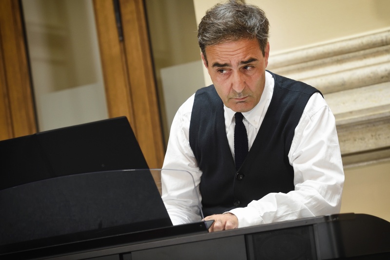 Musikalische Umrahmung durch Paul Gulda