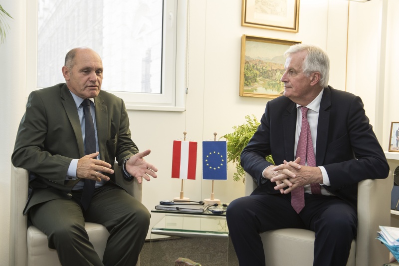 Von links: Nationalratspräsident Wolfgang Sobotka (V), Michel Barnier