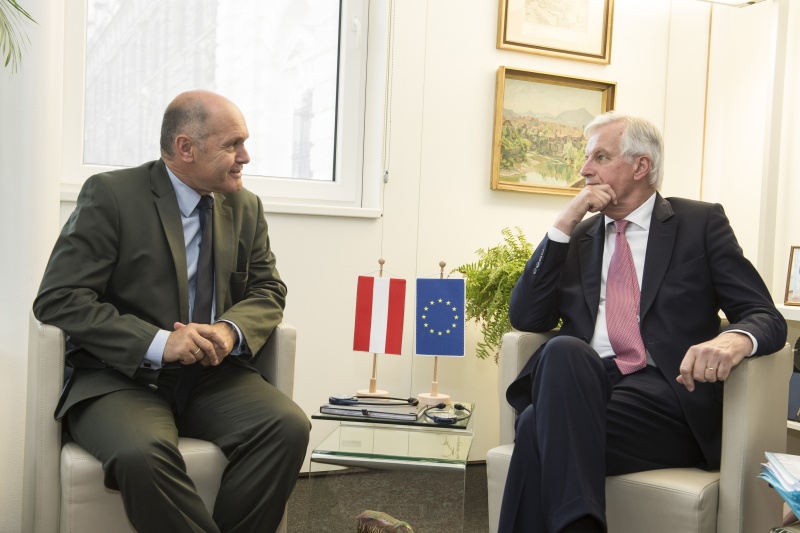 Von links: Nationalratspräsident Wolfgang Sobotka (V), Michel Barnier