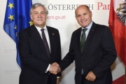 Von links: Präsident des Europäischen Parlaments Antonio Tajani, Nationalratspräsident Wolfgang Sobotka (V)