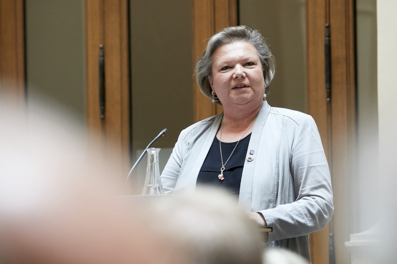 Begrüßung durch Dritte Nationalratspräsidentin Anneliese Kitzmüller (F)