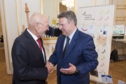 Von links: Bundesratspräsident Reinhard Todt (S) begrüßt Landeshauptmann Michael Ludwig