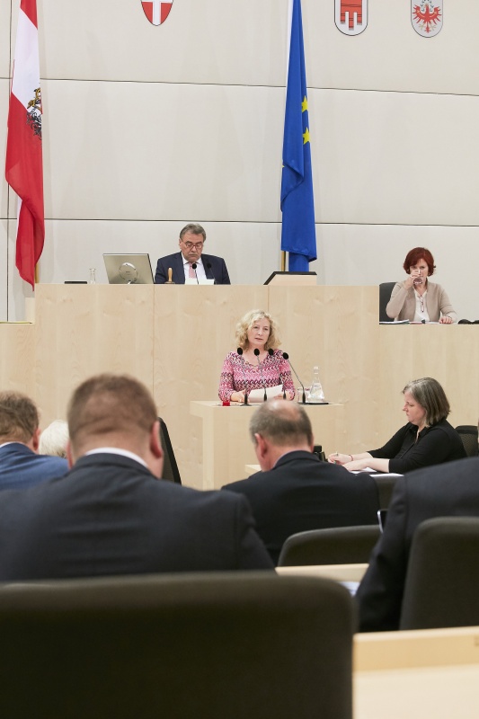 Bundesrätin Eva Prischl (S)