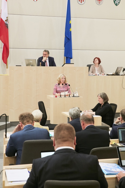 Bundesrätin Eva Prischl (S)
