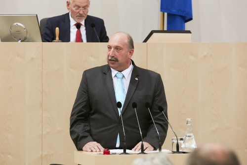 Bundesrat Michael Bernard (F)