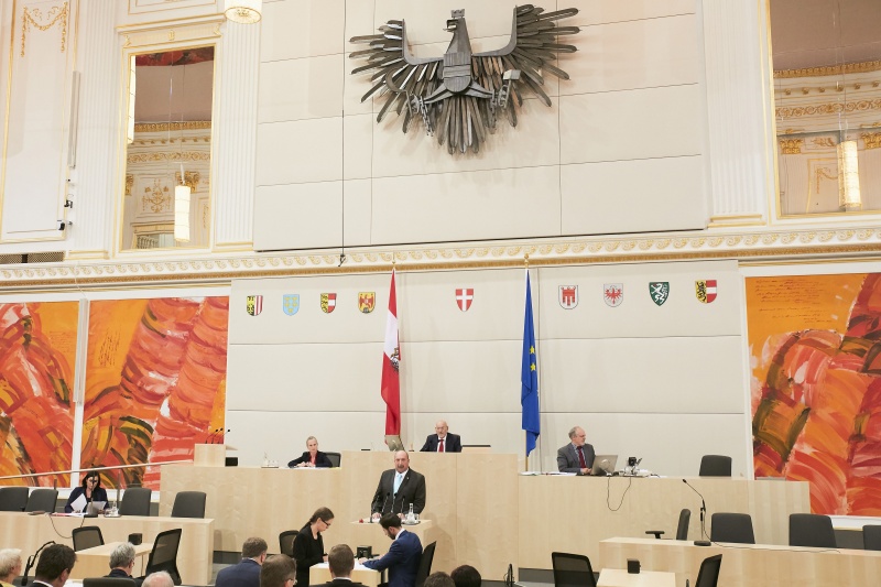 Bundesrat Michael Bernard (F)