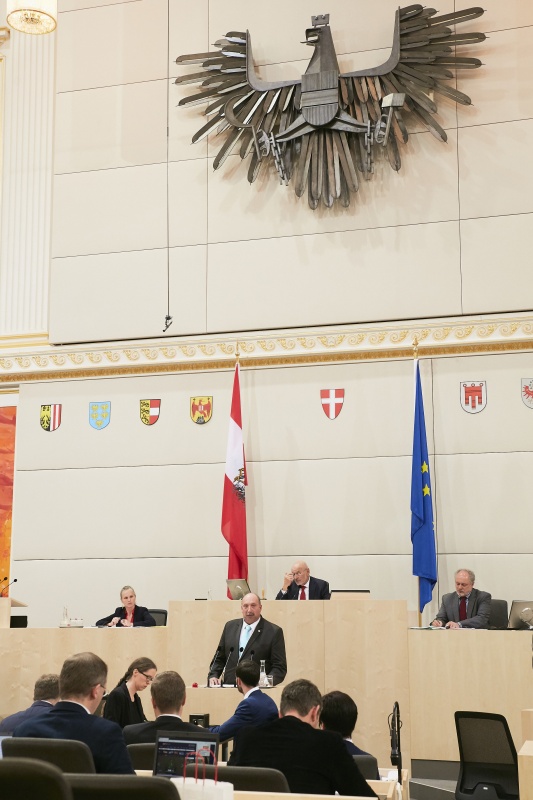 Bundesrat Michael Bernard (F)