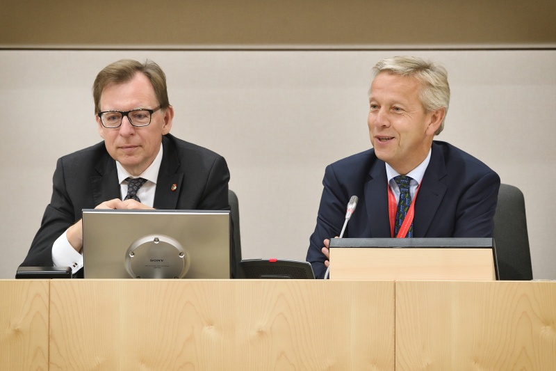 Vorsitz von links: Bundesrat Christian Buchmann (V), Nationalratsabgeordneter Reinhold Lopatka (V)