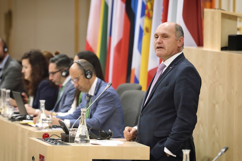 Begrüßung durch Nationalratspräsident Wolfgang Sobotka (V)