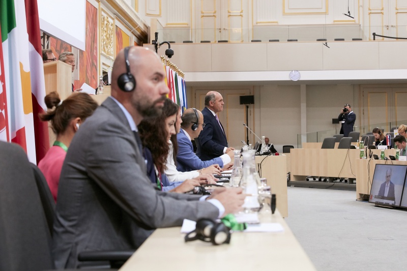 Begrüßung durch Nationalratspräsident Wolfgang Sobotka (V) am Rednerpult