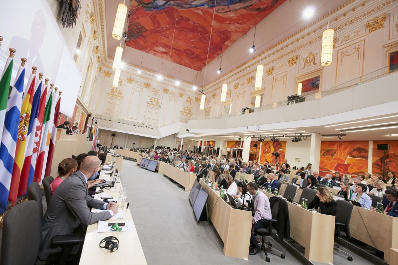 Blick in das Plenum
