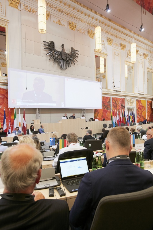 Vorsitz von links: Bundesrat Christian Buchmann (V), Nationalratsabgeordneter Reinhold Lopatka (V)