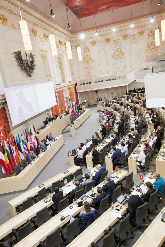 Vorsitz von links: Bundesrat Christian Buchmann (V), Nationalratsabgeordneter Reinhold Lopatka (V)