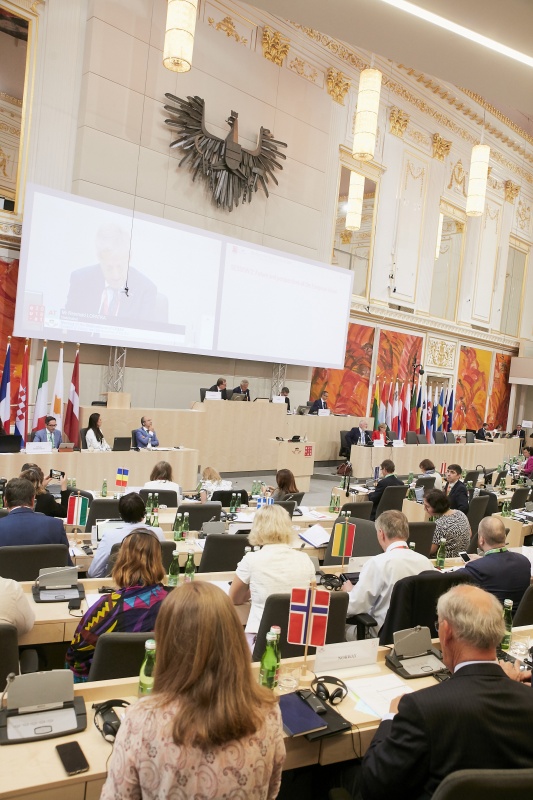 Vorsitz von links: Bundesrat Christian Buchmann (V), Nationalratsabgeordneter Reinhold Lopatka (V)