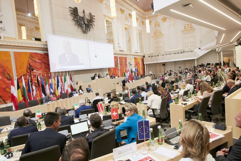 Vorsitz von links: Bundesrat Christian Buchmann (V), Nationalratsabgeordneter Reinhold Lopatka (V)