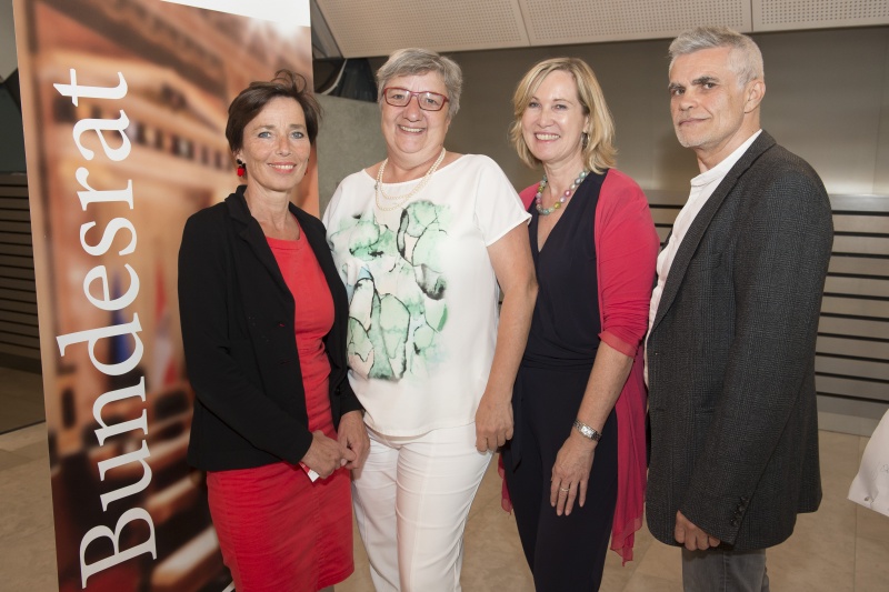 Von links: Andrea Holz-Dahrenstaedt, KiA Salzburg, Bundesraspräsidentin Inge Posch-Gruska (S), Christine Winkler-Kirchberger KiA Oberösterreich, Christian Reumann, KiA Burgenland