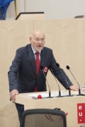 Am Rednerpult: Bundesrat Reinhard Todt (S)