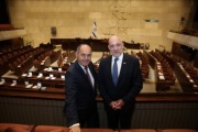 Nationalratspräsident Wolfgang Sobotka (V) und Nationalratsabgeordneter Martin Engelberg (V) in der Knesset (Parlament Israel)