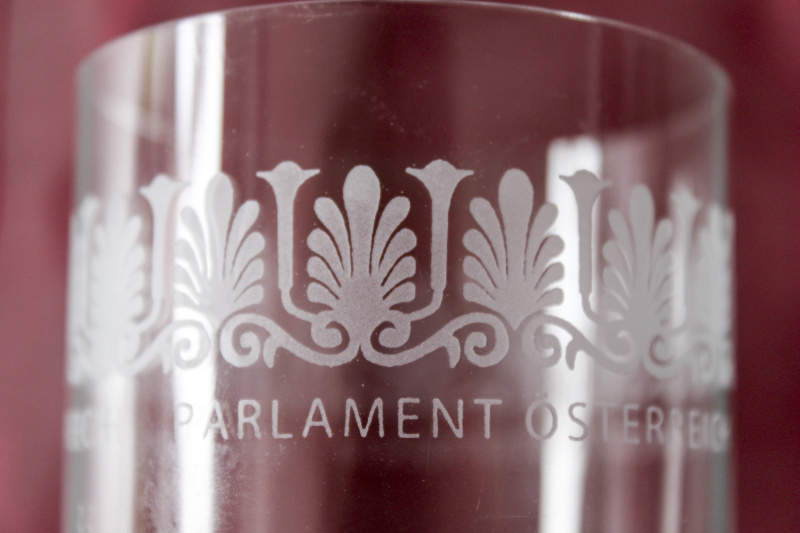 Wasserglas im neuen Design