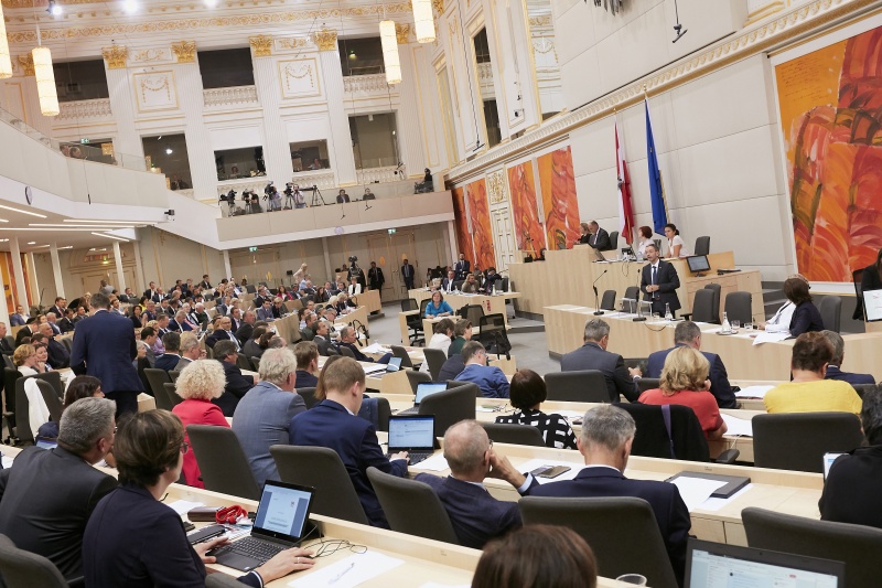 Bundesminister für Inneres Herbert Kickl (F) bei der Beantwortung der Fragen