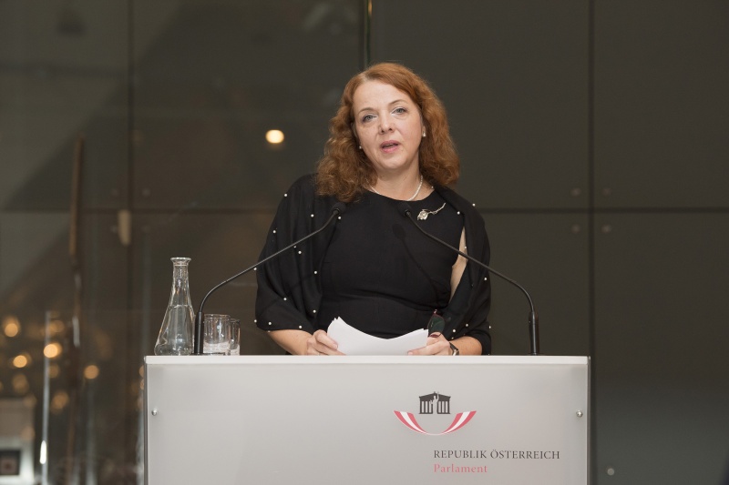 Am Rednerpult: Chefredakteutin SME Beata Balogova