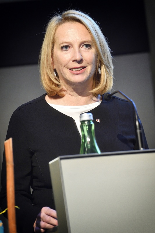 Einleitende Worte durch die Zweite Nationalratspräsidentin Doris Bures (S)