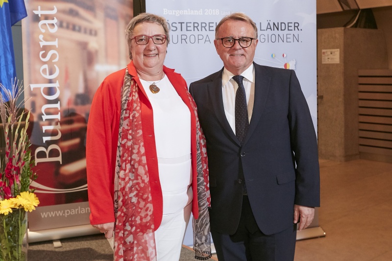 von links:  Bundesratspräsidentin Inge Posch-Gruska (S), Landeshauptmann von Burgenland Hans Nissl