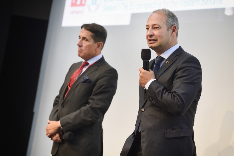 Von links: Nationalratsabgeordneter Reinhard Bösch (V), Nationalratsabgeordneter Andreas Schieder (S) (am Wort)