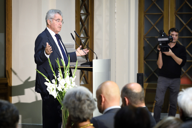 Einleitende Worte durch Bundespräsident a.D. Heinz Fischer